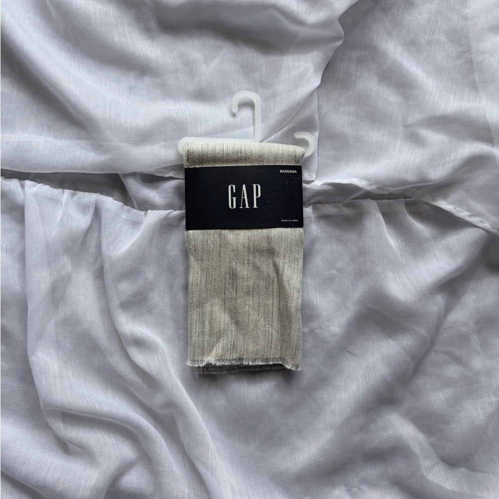 GAP Linen Bandana